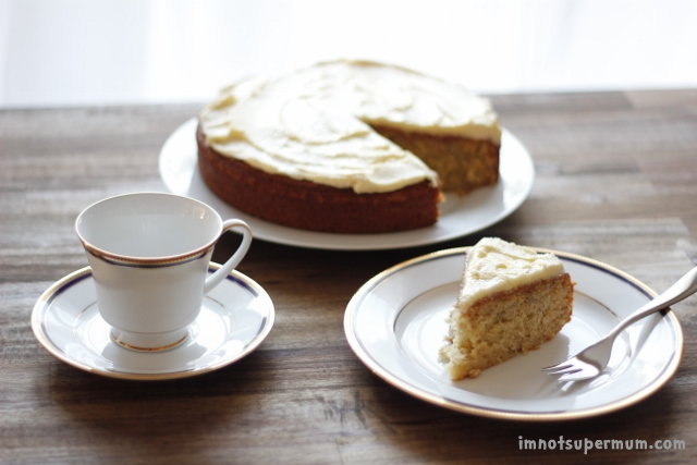 One-pot Banana Cake with Spicy Chai Icing